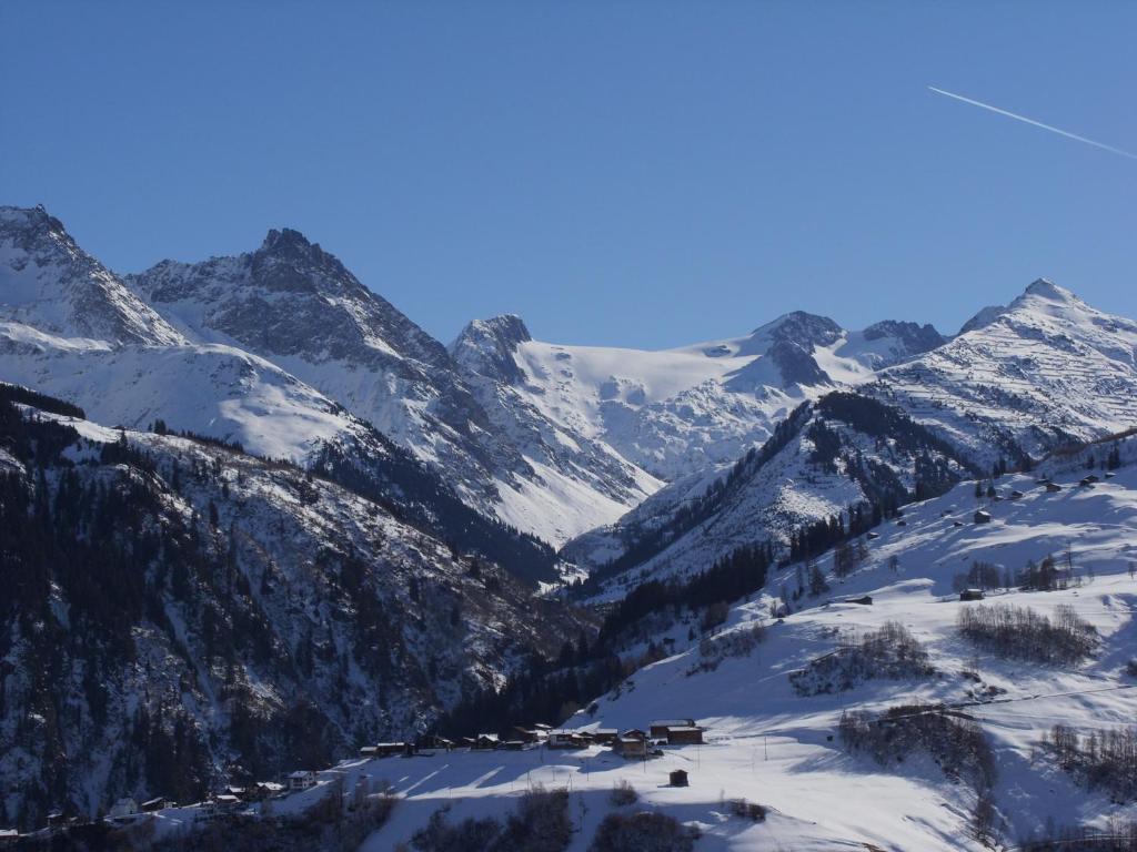 Hotel Pez Ault Disentis Exterior foto